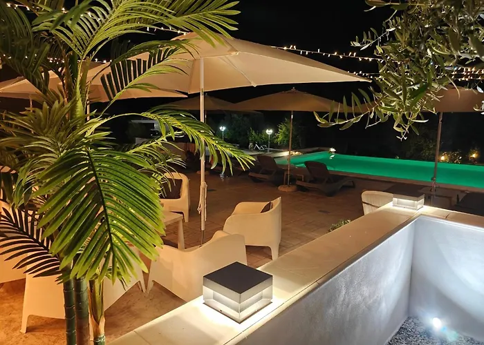 Le Terre Konukevi Cepagatti